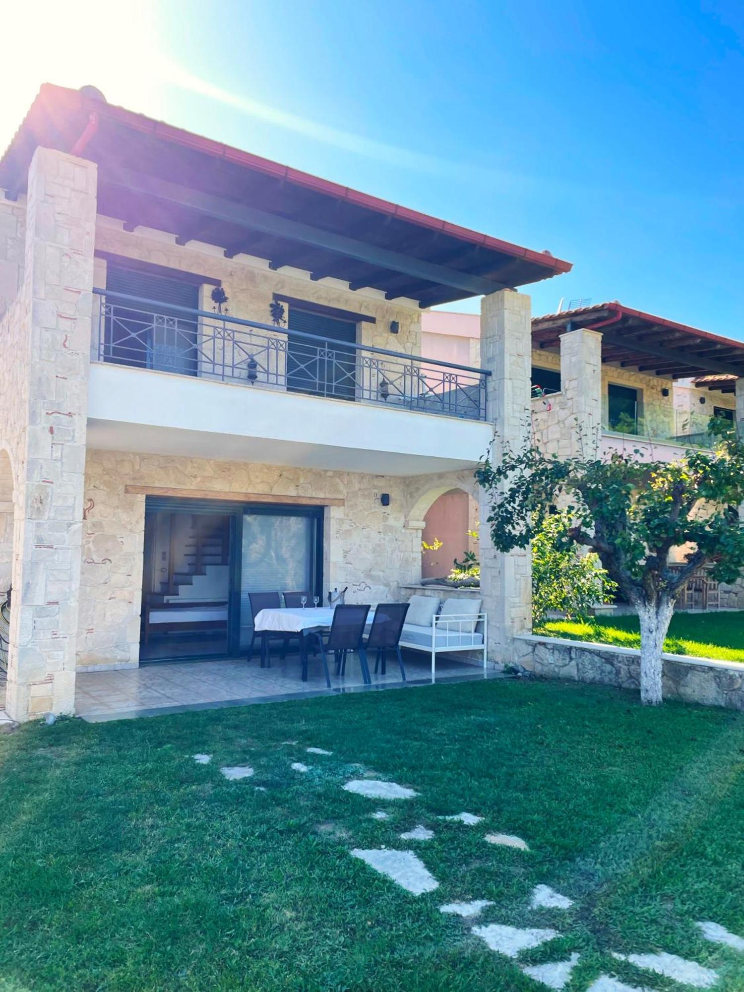 Mikael Pool Villa Paliouri Exterior photo